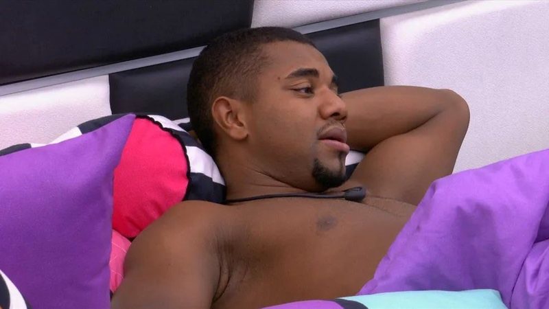 BBB 24: Davi fala sobre sister: ‘É uma cobra aquela mulher’