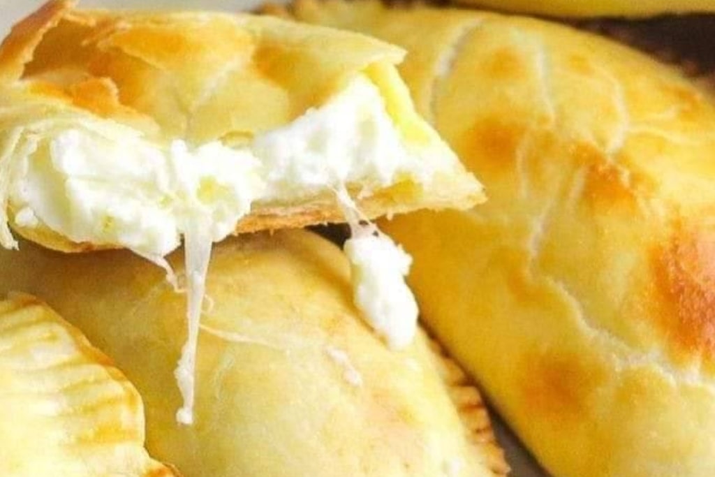 Pastel de forno crocante, vai ser impossível comer só um