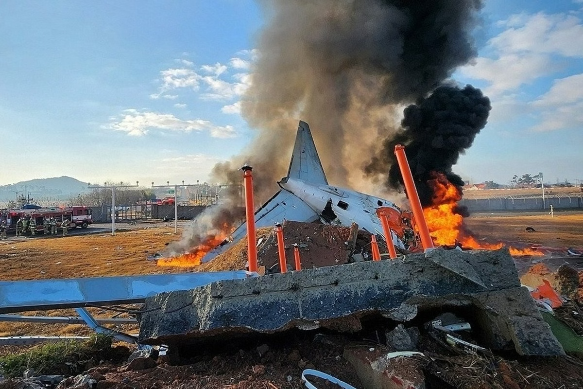 Só Veja Se Tiver Estômago! Primeira Foto do Avião Que Explodiu e Mat0u 180 Pessoas São Terr…Veja as fotos